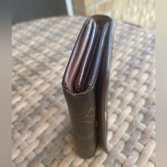 Louis Vuitton Monogram Tresor Vintage Wallet - Picture 12 of 16
